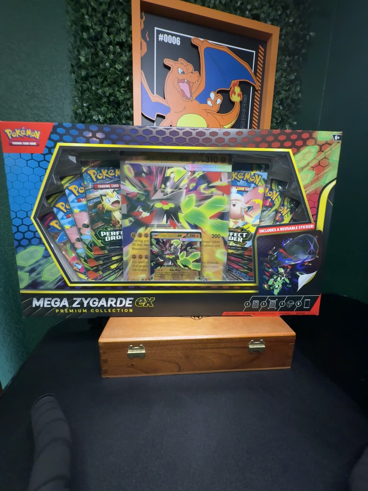 Pokémon Mega Zygarde ex Premium Collection front