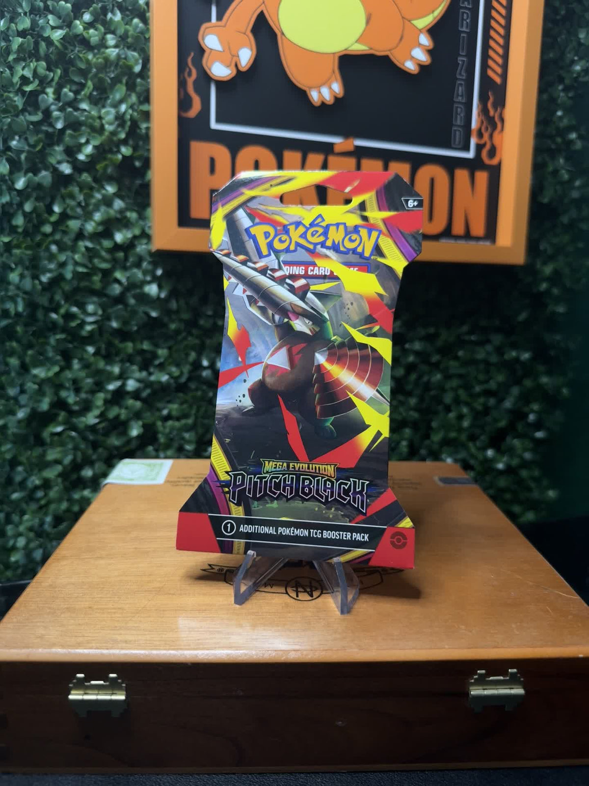 Pitch Black sleeved booster pack